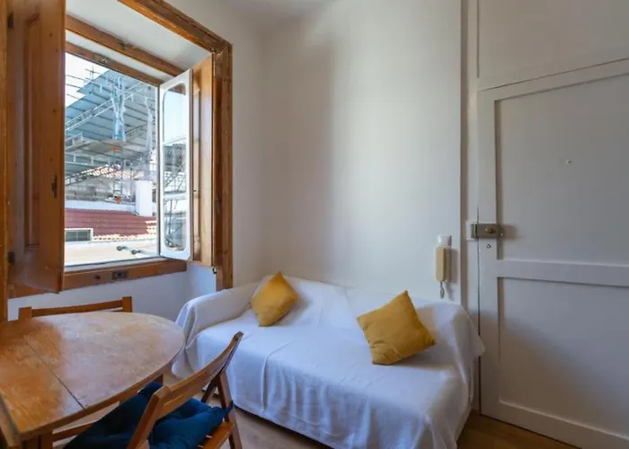 Διαμέρισμα Loft Mouraria *